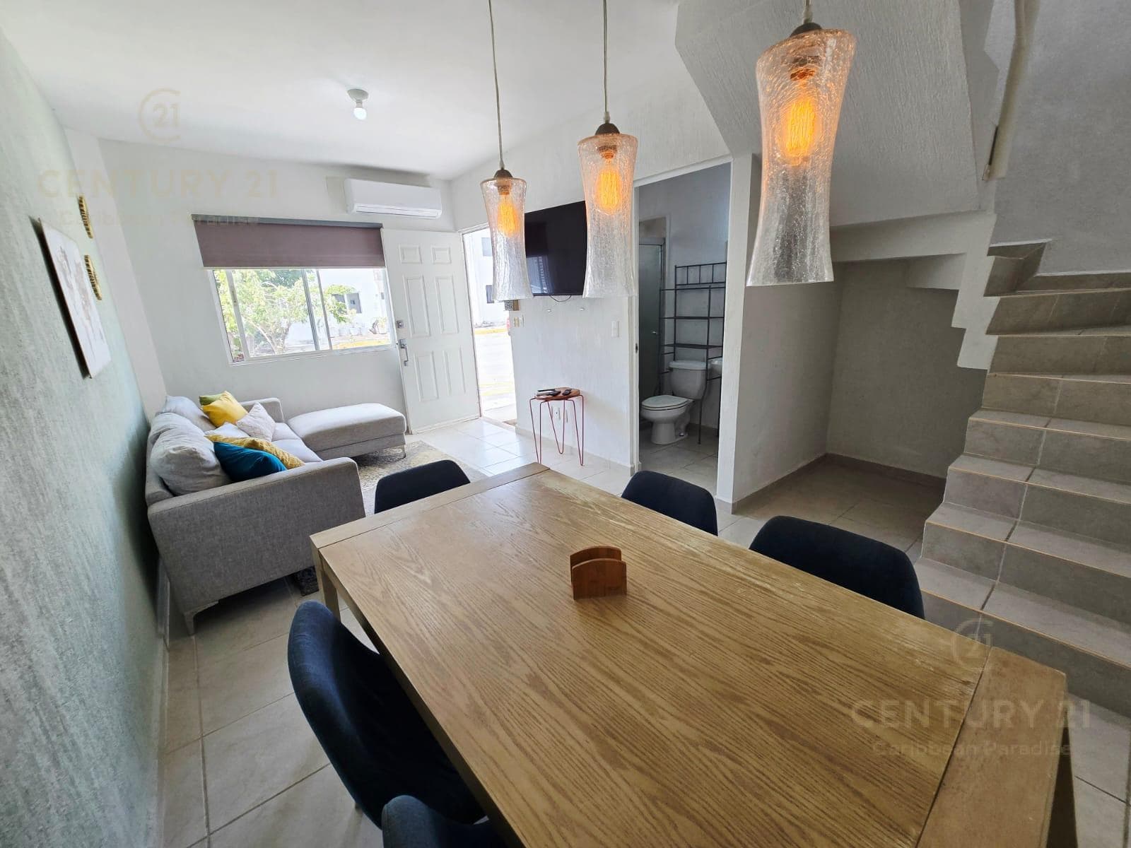 Casa 3 Recamaras en Venta Amueblada en Paseo Los Olivos Playa del Carmen | P3374