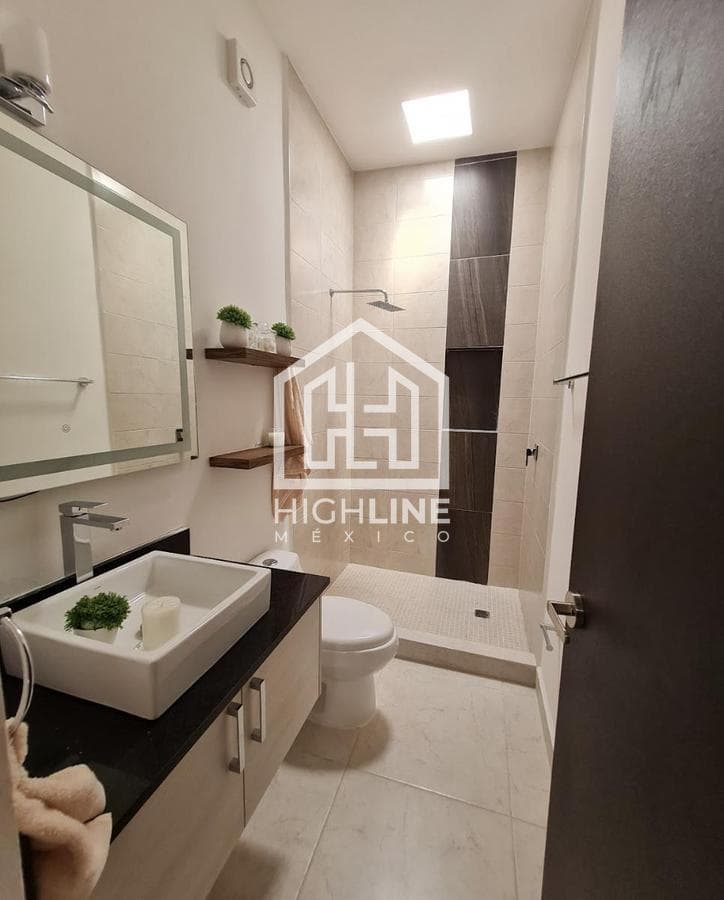 CASA DE 3 HABITACIONES EN PLAYA DEL CARMEN CON CASA CLUB