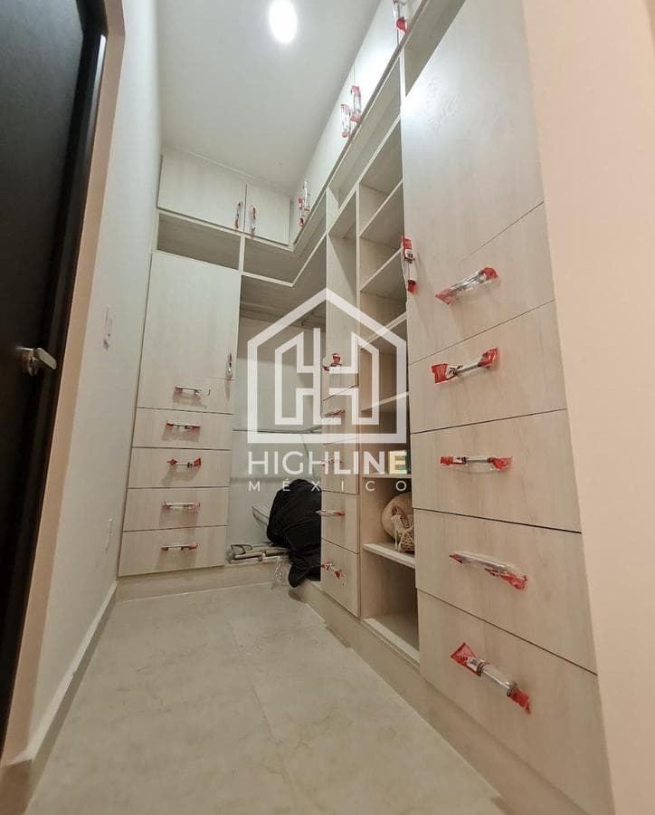 CASA DE 3 HABITACIONES EN PLAYA DEL CARMEN CON CASA CLUB