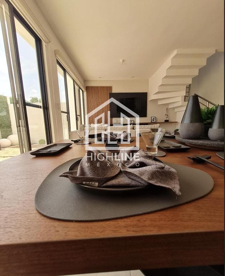 CASA DE 3 HABITACIONES EN PLAYA DEL CARMEN CON CASA CLUB