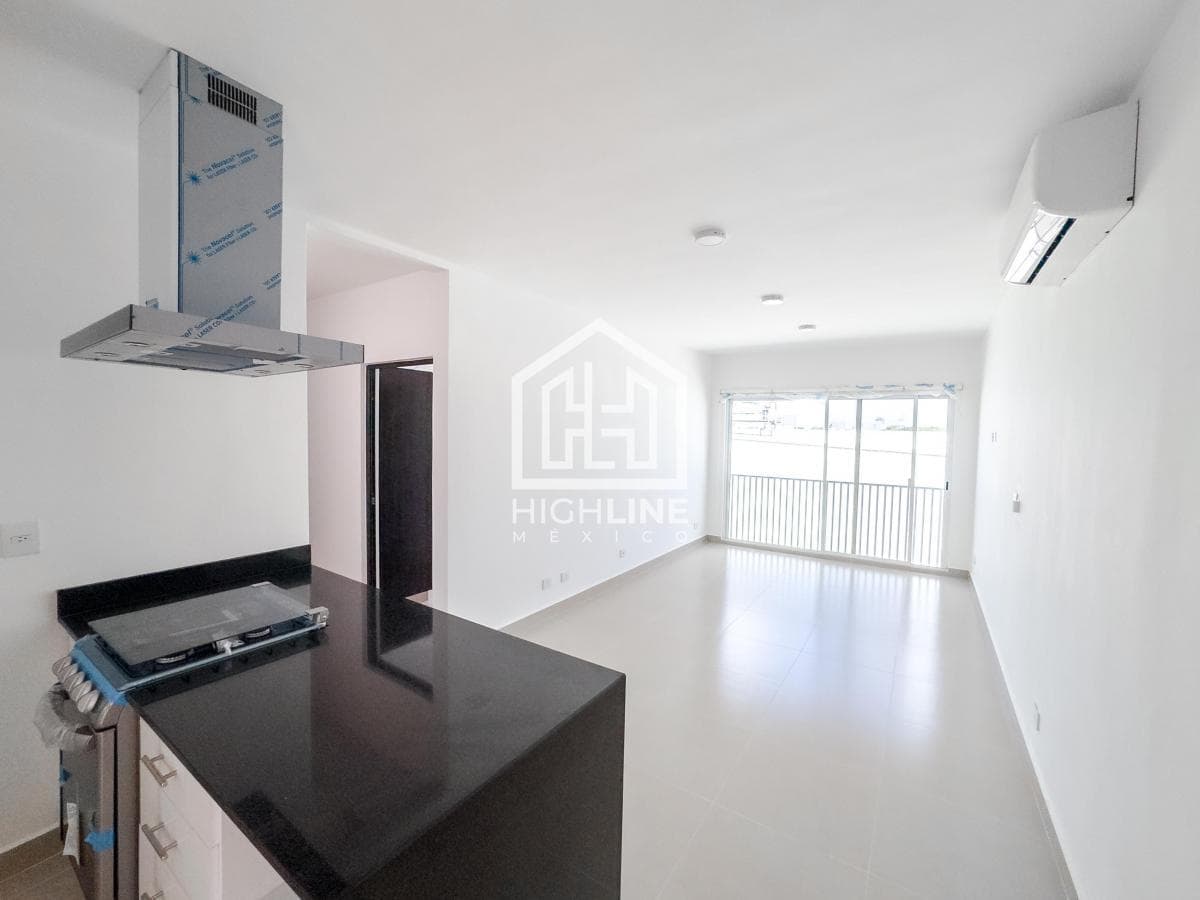 2-BEDROOM APARTMENT IN PLAYA DEL CARMEN, 5 MINUTES FROM THE BEACH
