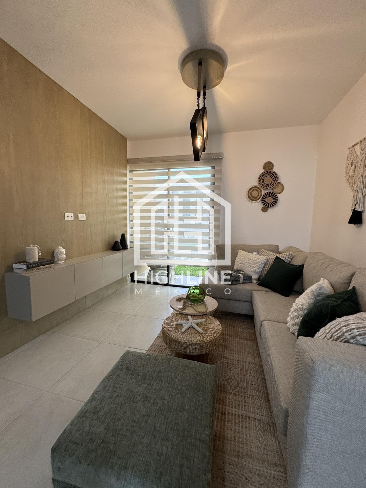 Departamento en Venta en Cancun de 2 habitaciones Apto para Infonavit, alberca y Gym
