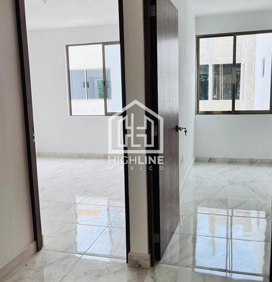 CASA EN VENTA EN CANCUN DE 3 HABITACIO9NES CON JACUZZI Y GYM