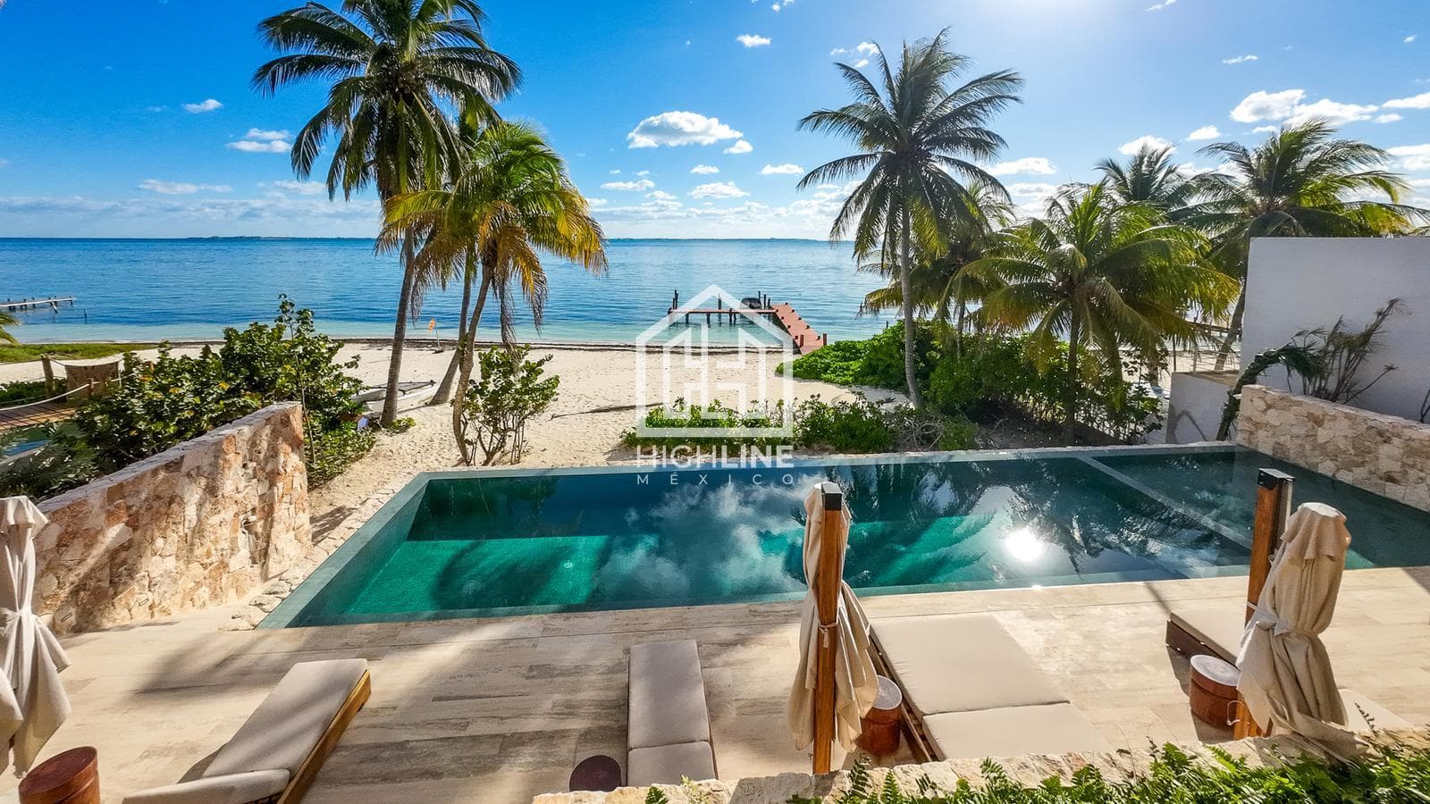 Departamento en venta de 3 habitaciones en Costa Mujeres cerca de la playa | Vista al mar y alberca