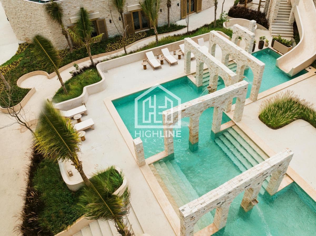 Pent-Garden en venta de 6 habitaciones en Playa del Carmen con vista al mar | Alberca y Beach Club