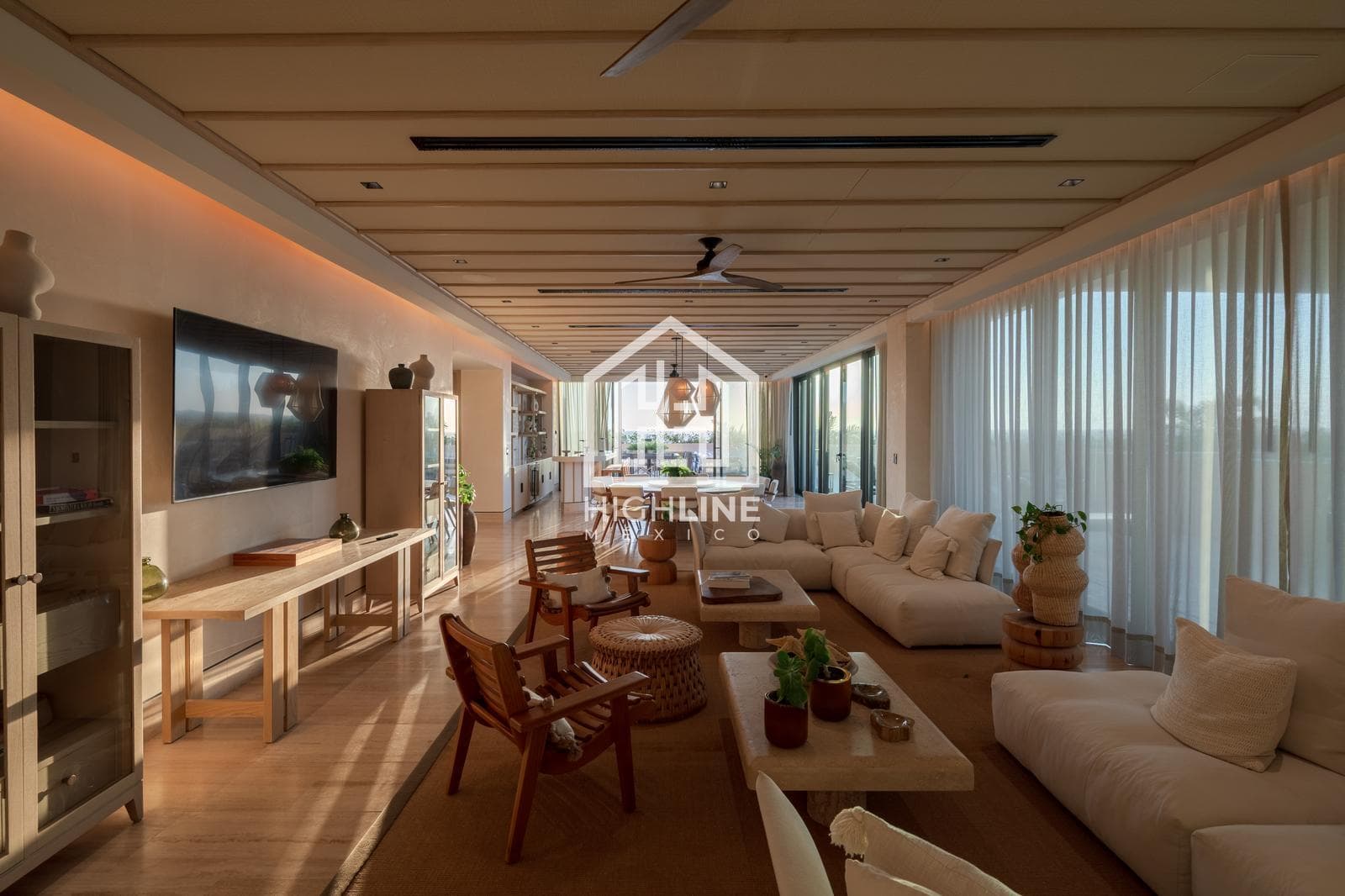 Pent-Garden en venta de 6 habitaciones en Playa del Carmen con vista al mar | Alberca y Beach Club