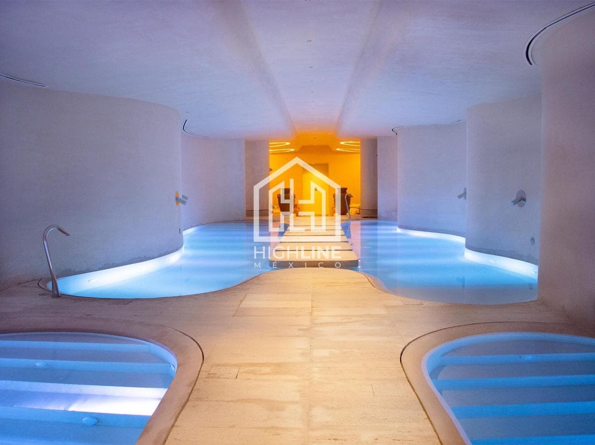 Pent-Garden en venta de 6 habitaciones en Playa del Carmen con vista al mar | Alberca y Beach Club