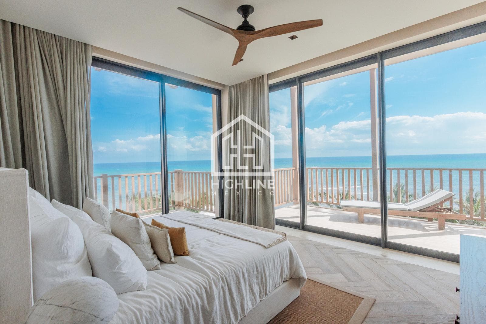 Pent-Garden en venta de 6 habitaciones en Playa del Carmen con vista al mar | Alberca y Beach Club