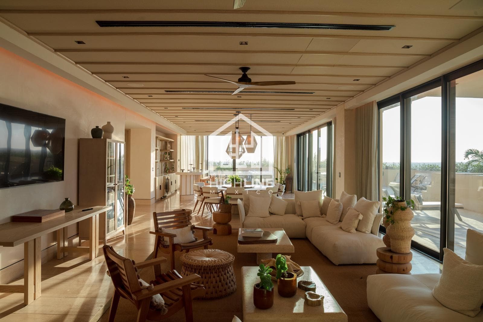 Pent-Garden en venta de 6 habitaciones en Playa del Carmen con vista al mar | Alberca y Beach Club