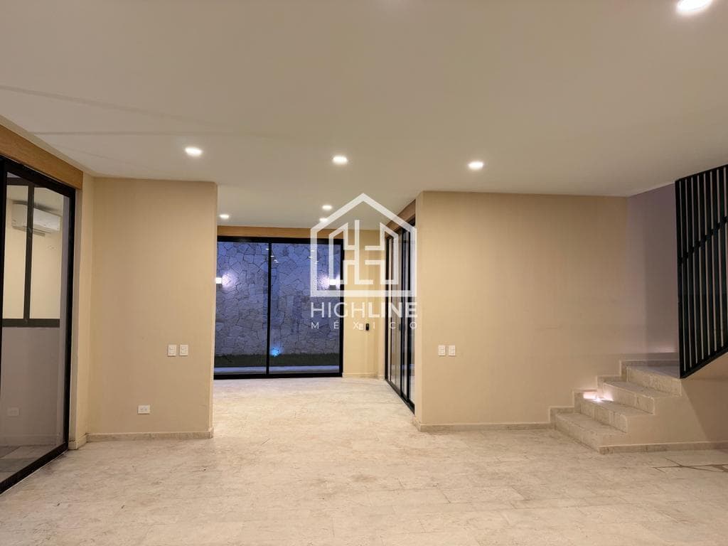 CASA 3 RECAMARAS /CASA CLUB, GYM, CANCHA DE PADEL/VENTA.
