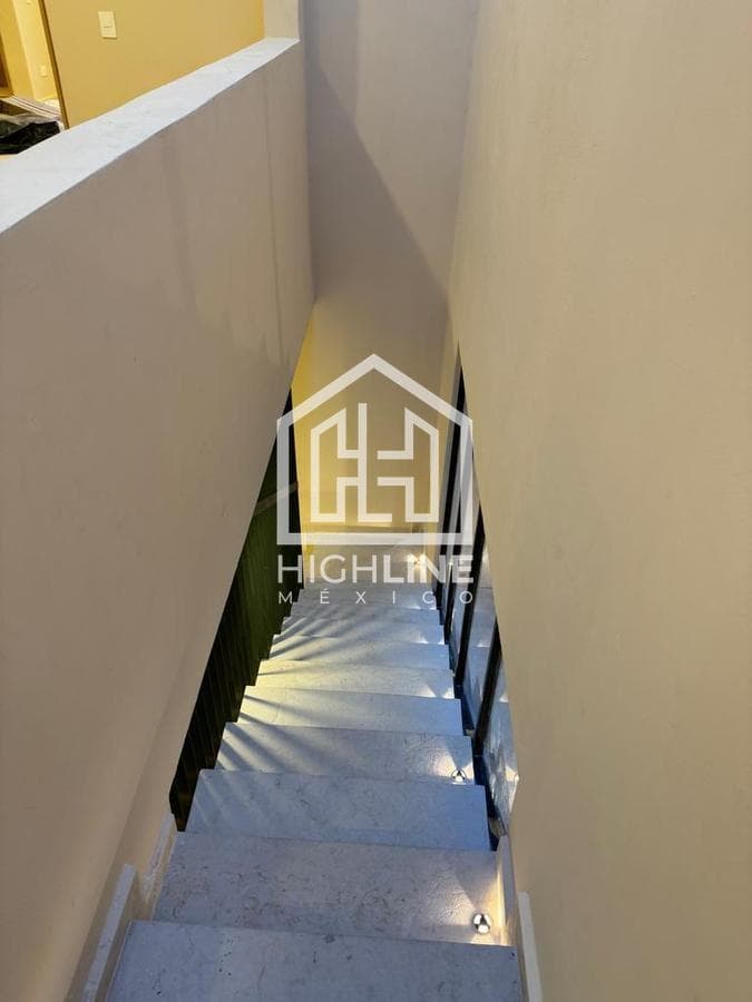 CASA 3 RECAMARAS /CASA CLUB, GYM, CANCHA DE PADEL/VENTA.