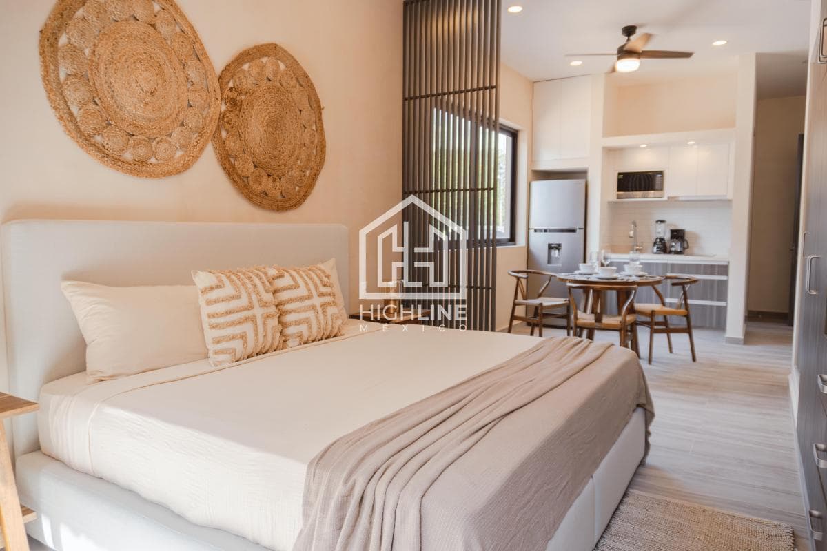 Estudio en venta de entrega inmediata en el centro de Tulum a metros de la playa | Alberca y Gym