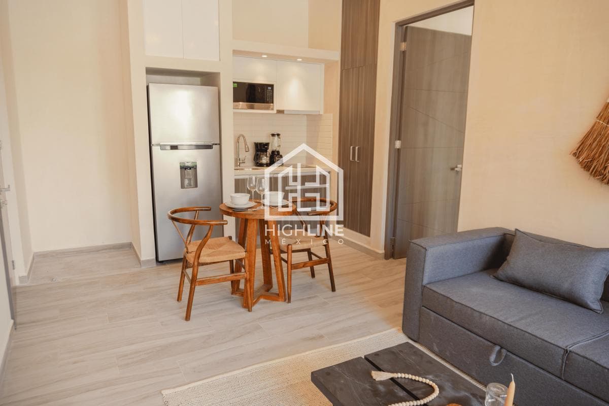 Estudio en venta de entrega inmediata en el centro de Tulum a metros de la playa | Alberca y Gym