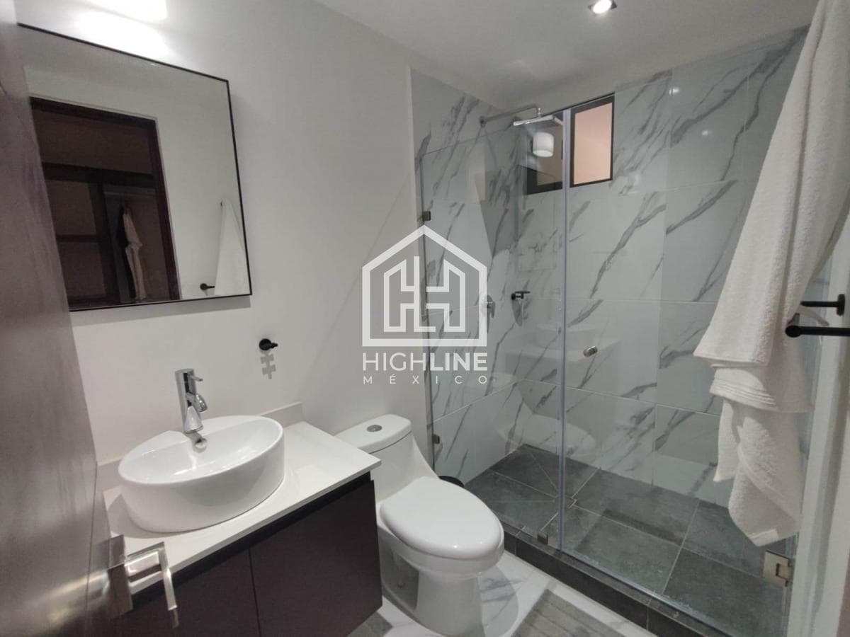 Departamento en venta en Cancún de 2 habitaciones con alberca,huerto y más