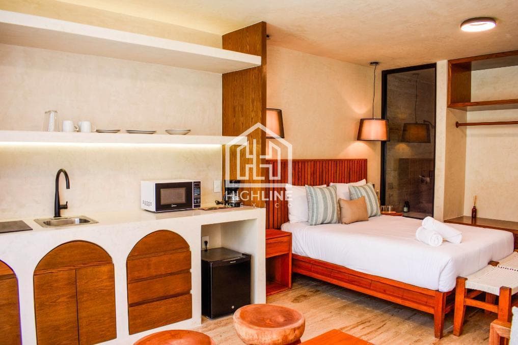 Estudio en venta en La Veleta, Tulum, a pocos metros de la playa | Alberca y restaurante
