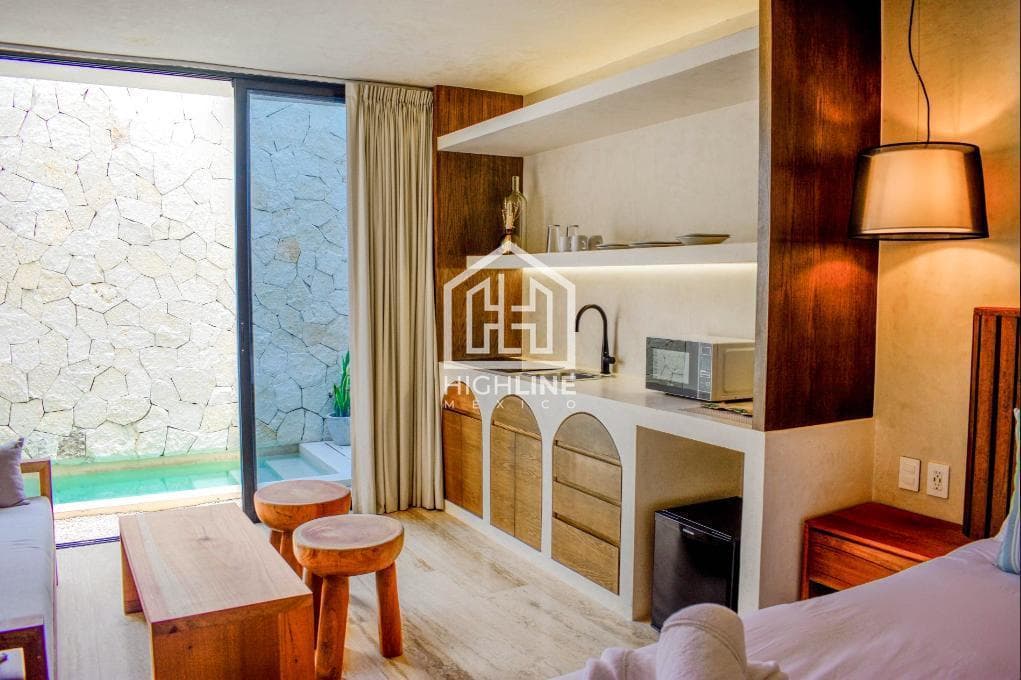 Estudio en venta en La Veleta, Tulum, a pocos metros de la playa | Alberca y restaurante