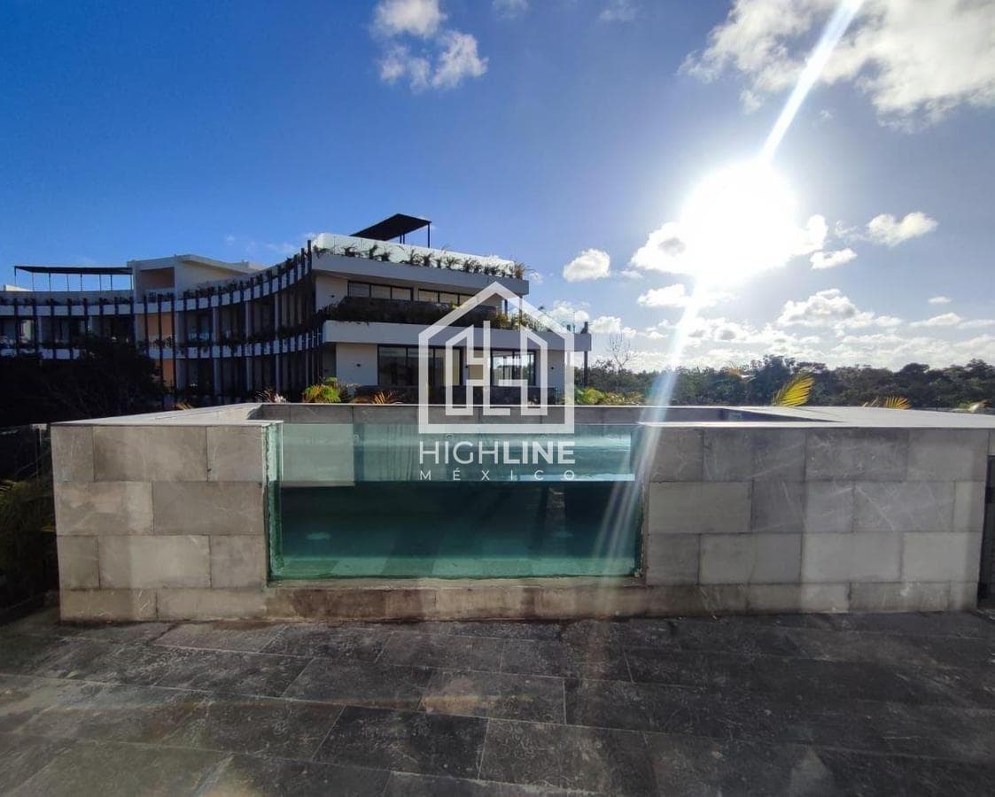 1-bedroom loft-style apartment for sale in Tulum, just a few meters from the beach | Pool and gym