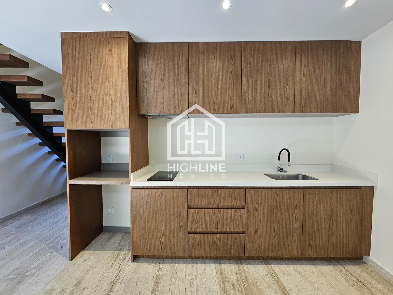 Departamento tipo loft en venta de 1 habitación en Tulum, a pocos metros de la playa | Alberca y gym