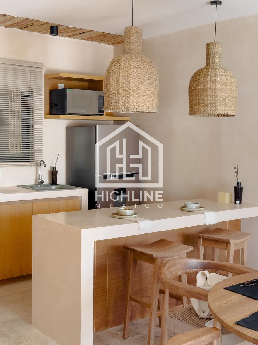 PENTHOUSE FOR SALE: 1 BEDROOM WITH PRIVATE JACUZZI, FURNISHED, FINANCING AVAILABLE, AND GUARANTEED RENTAL INCOME