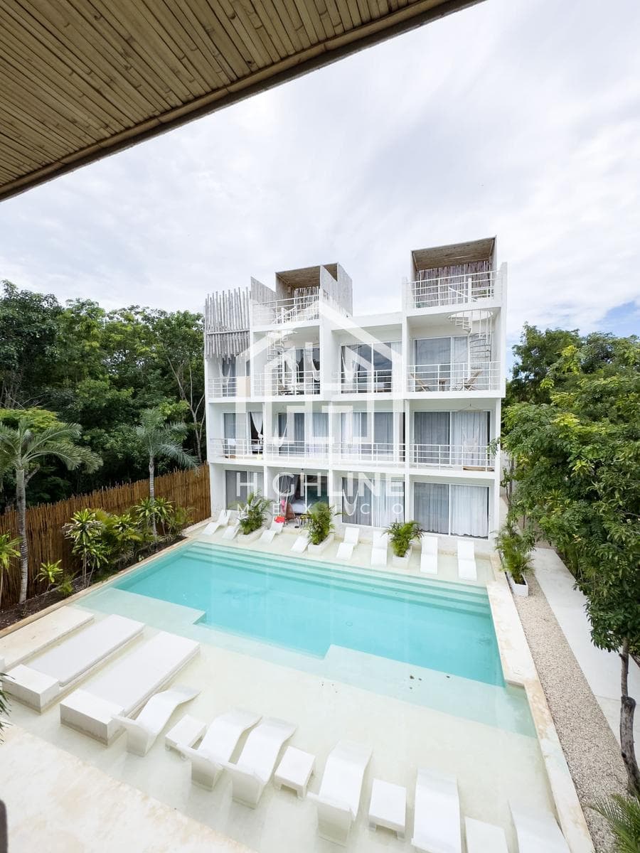 PENTHOUSE APARTMENT FOR SALE in Tulum, private pool, near the ocean