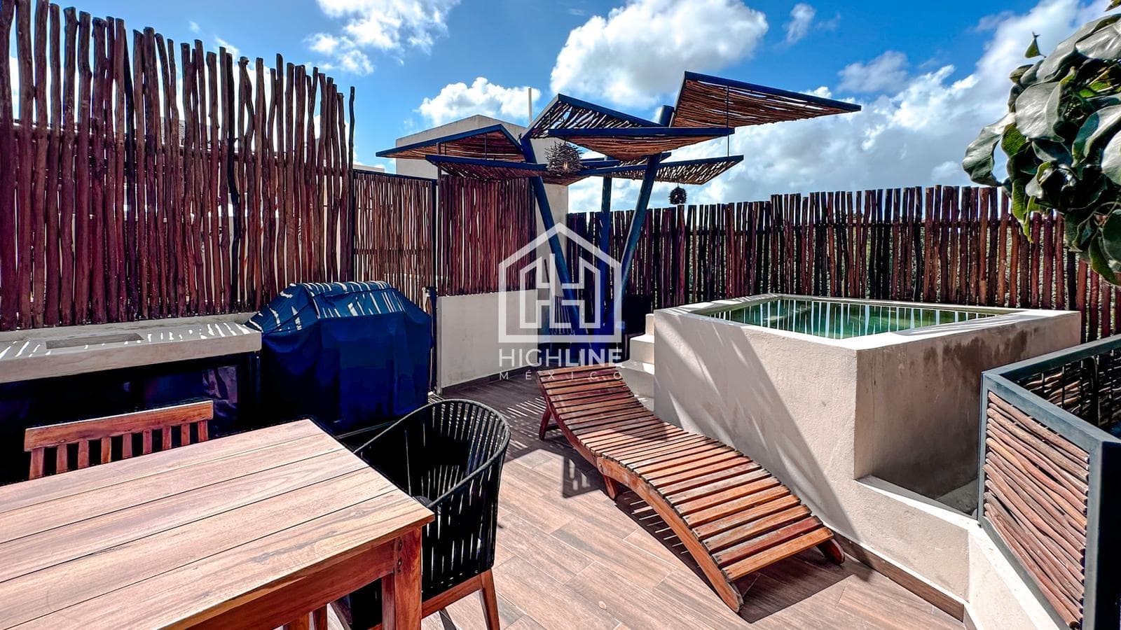 Your Oasis in La Veleta! Beautiful 1-Bedroom Apartment for Sale