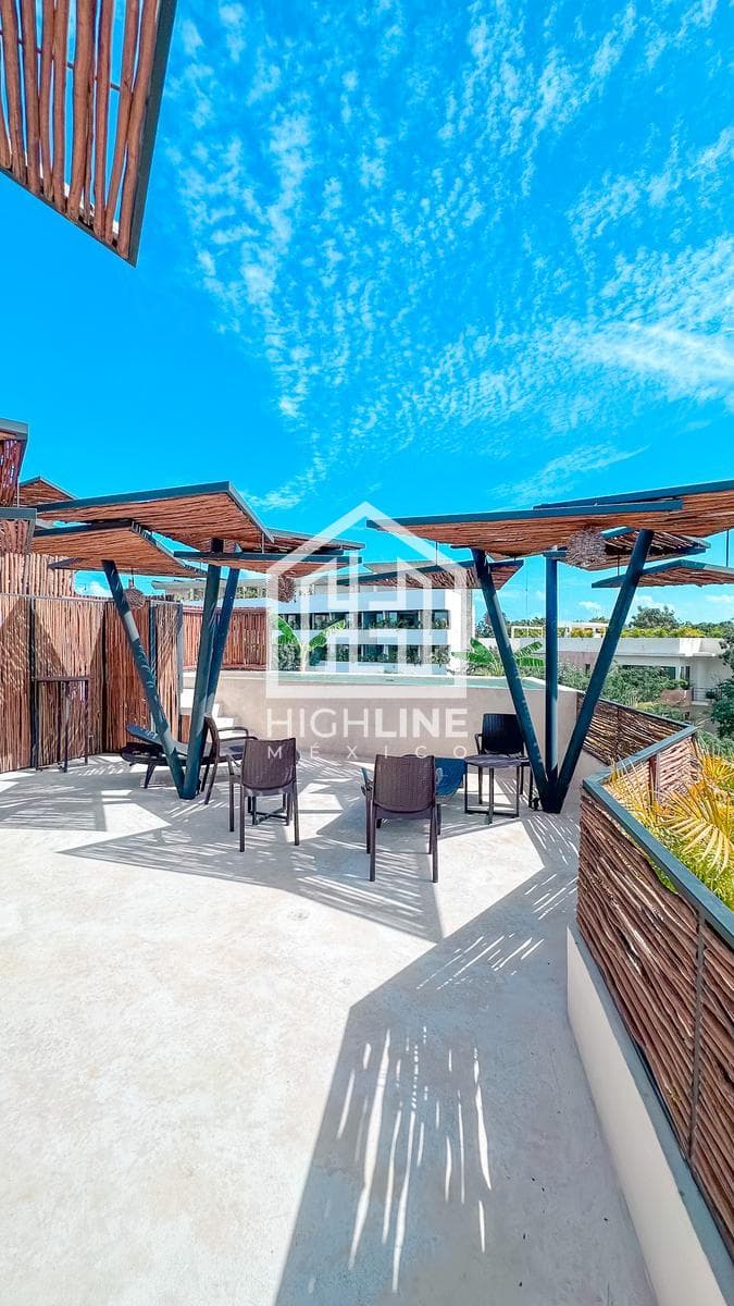 ¡Tu Oasis en La Veleta! Hermoso Departamento de 1 Recámara en Venta