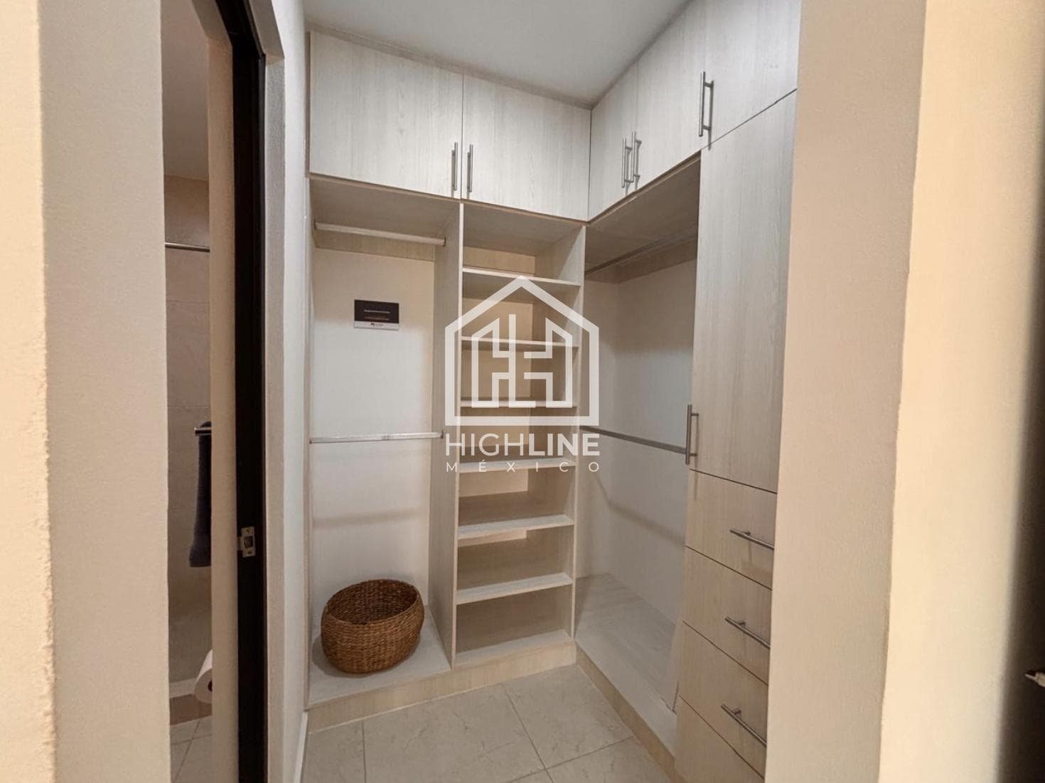 3-Bedroom Condo for Sale in Playa del Carmen