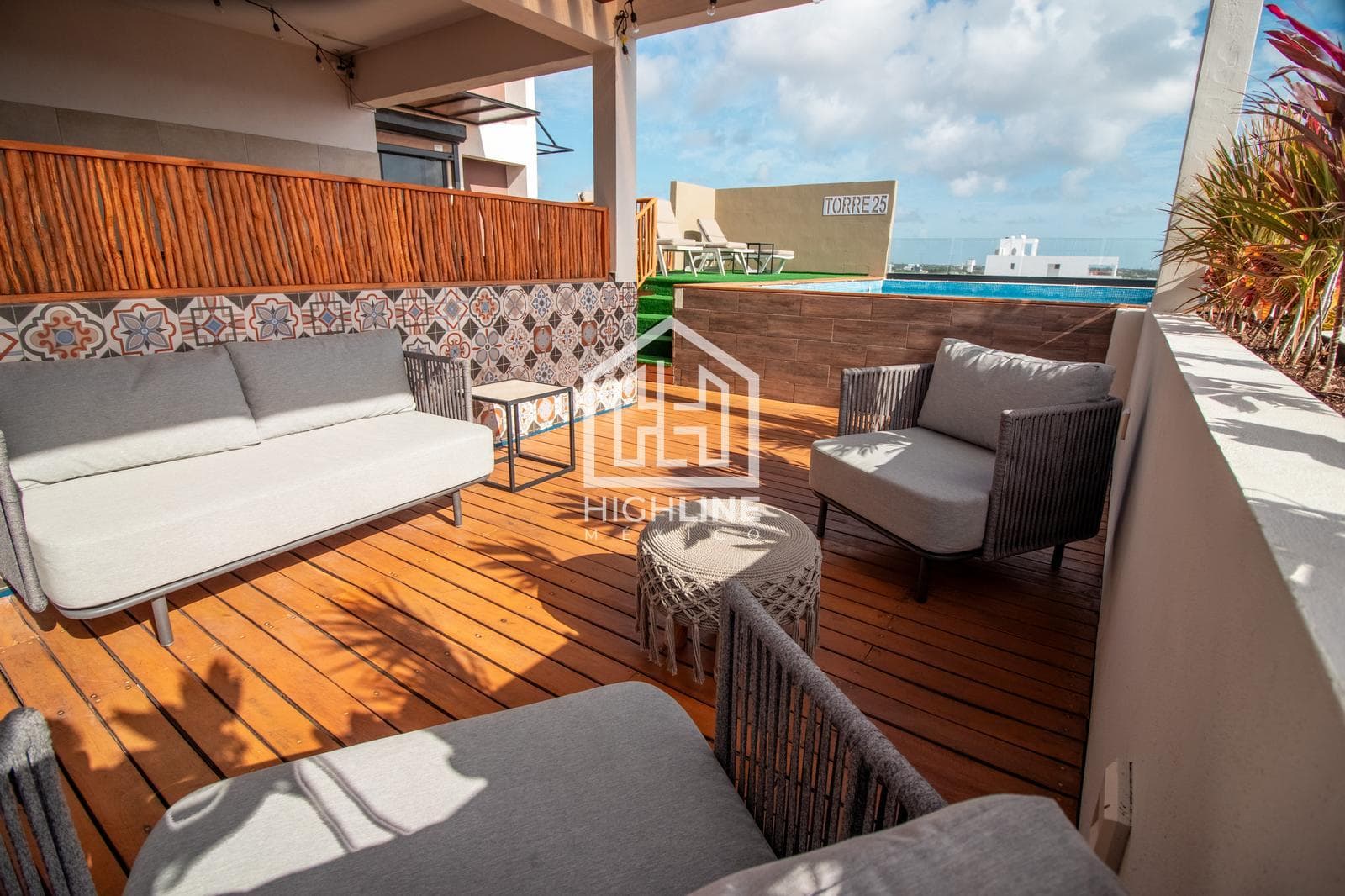 Furnished 1-bedroom apartment in Playa del Carmen, just a few meters from the beach | Pool and coworking space