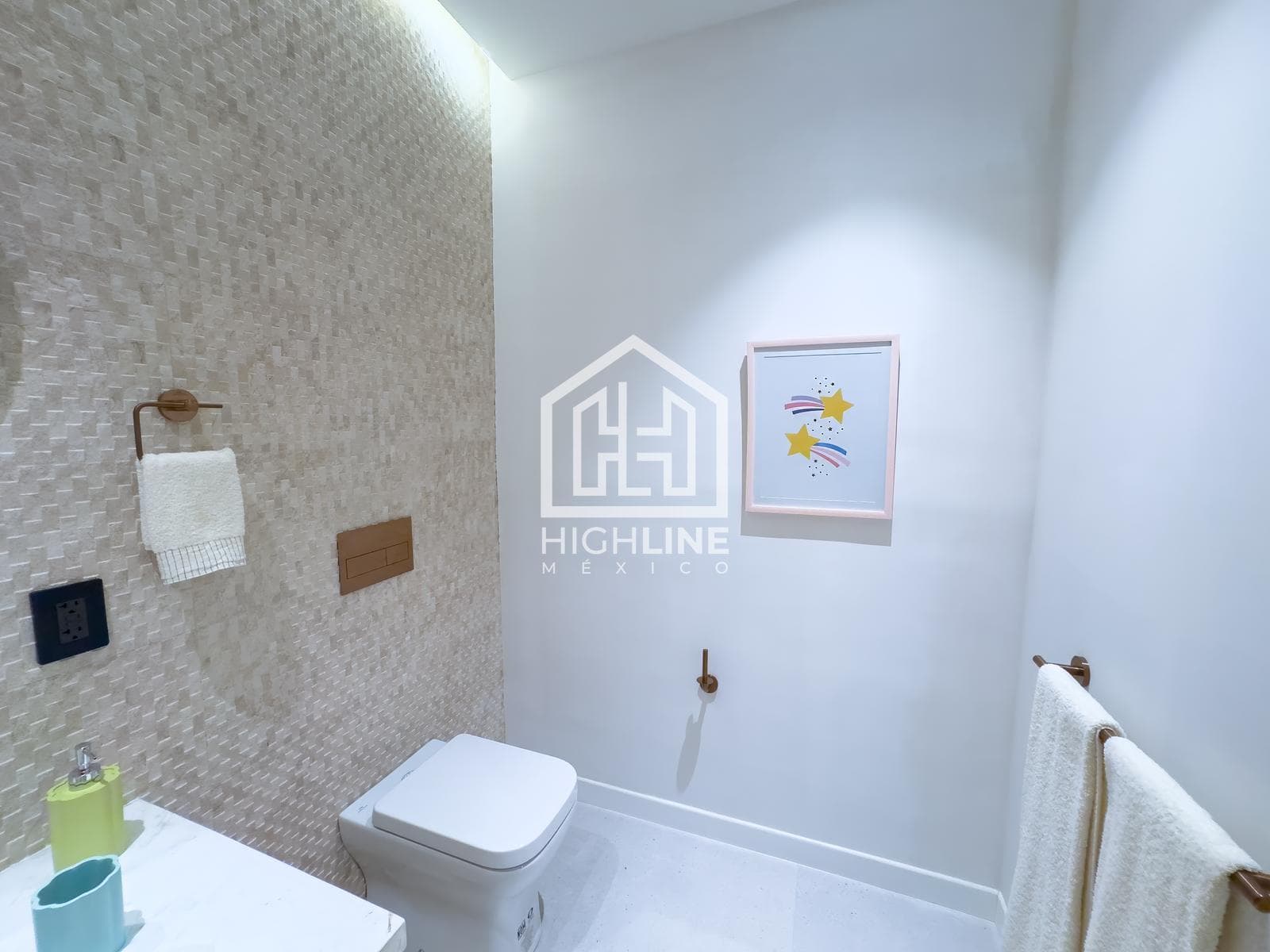 Apartment for SALE in Playa del Carmen, 2 bedrooms, exclusive neighborhood, with a pool