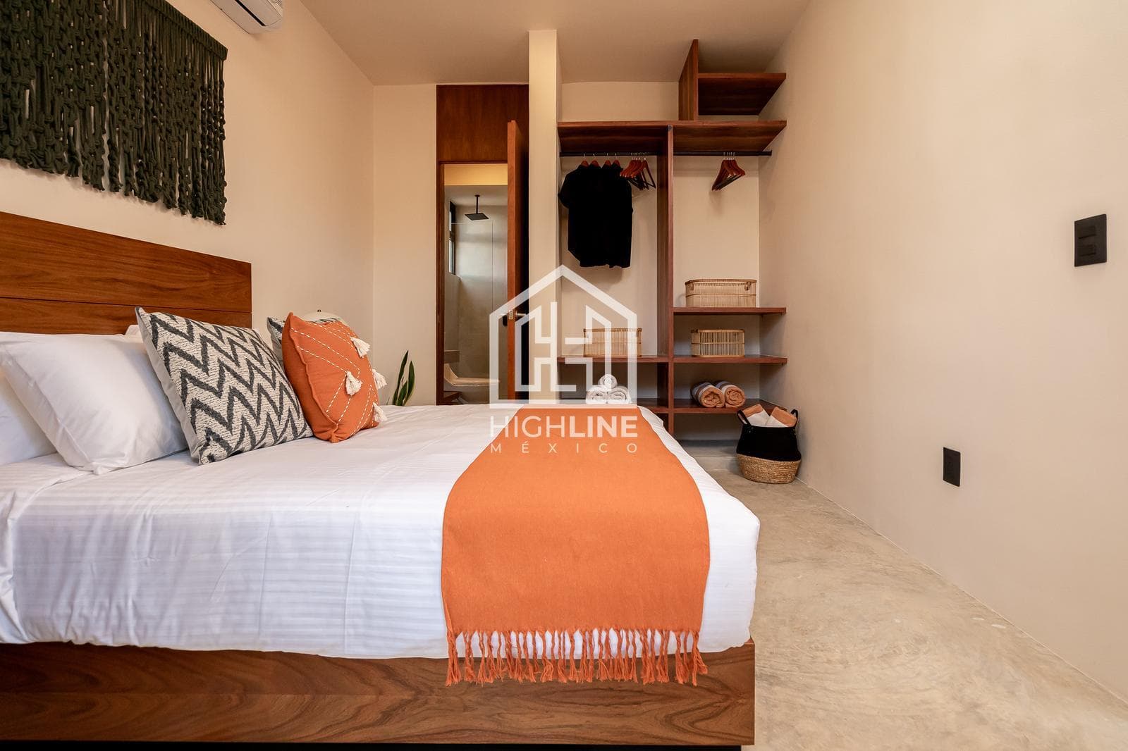 HOUSE LOCATED IN TULUM, 5 MINUTES FROM THE BEACH