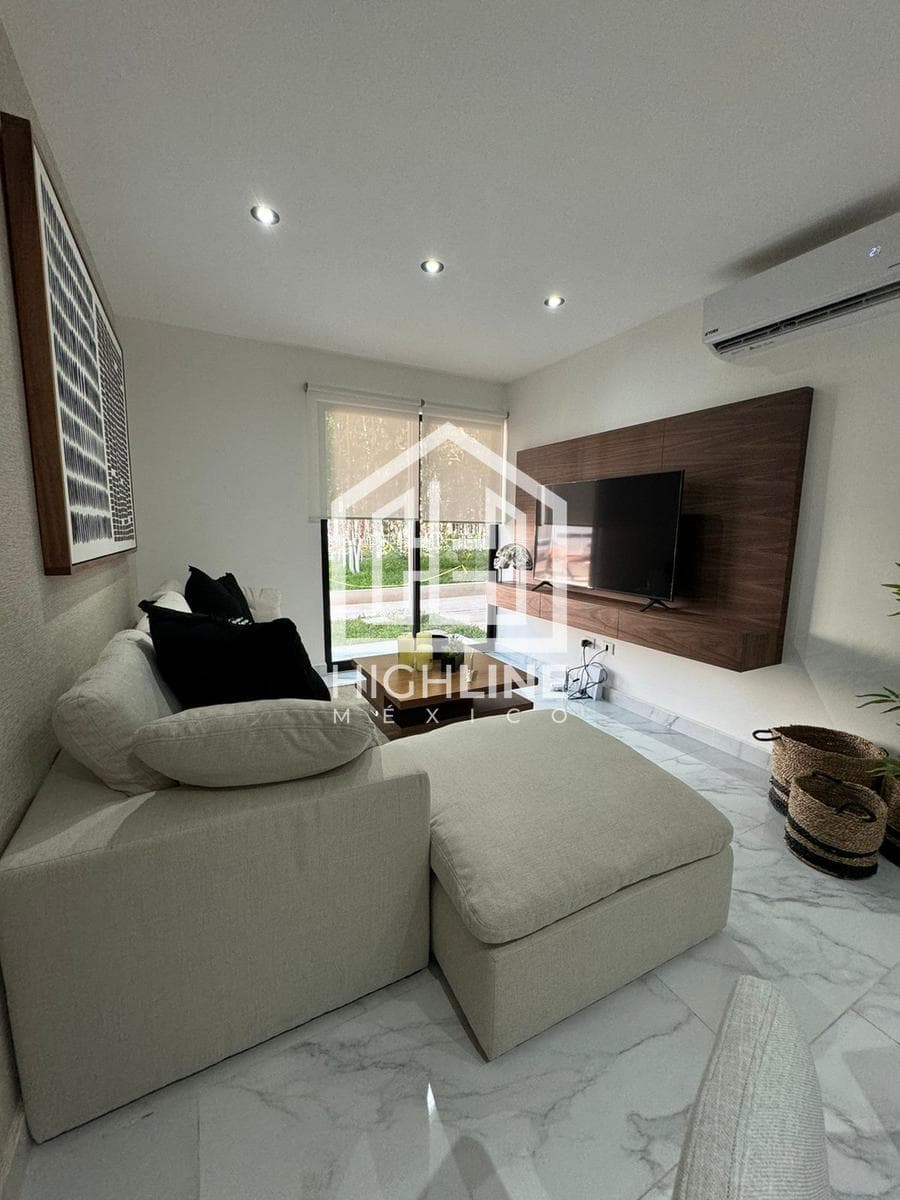APARTMENT FOR SALE IN PLAYA DEL CARMEN