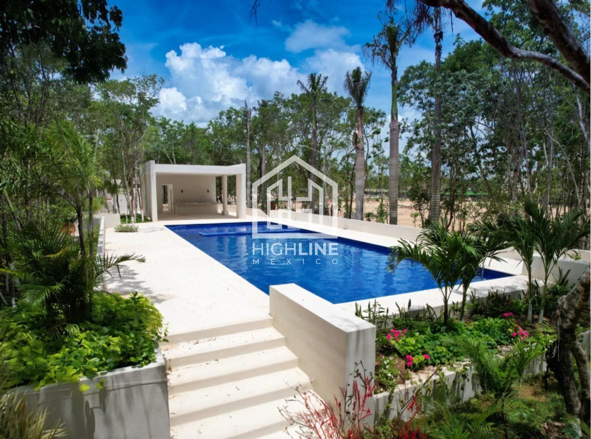 APARTMENT FOR SALE IN PLAYA DEL CARMEN