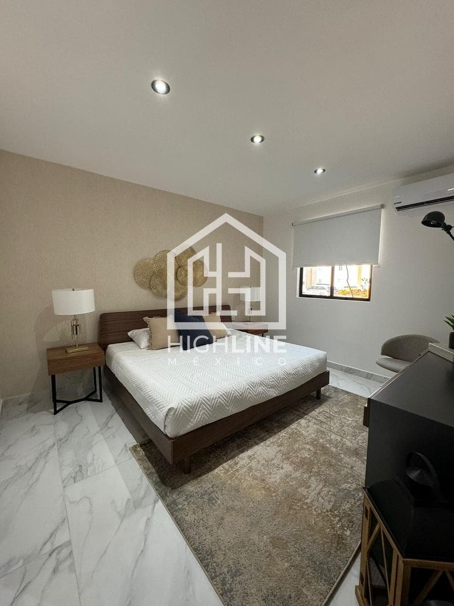 APARTMENT FOR SALE IN PLAYA DEL CARMEN
