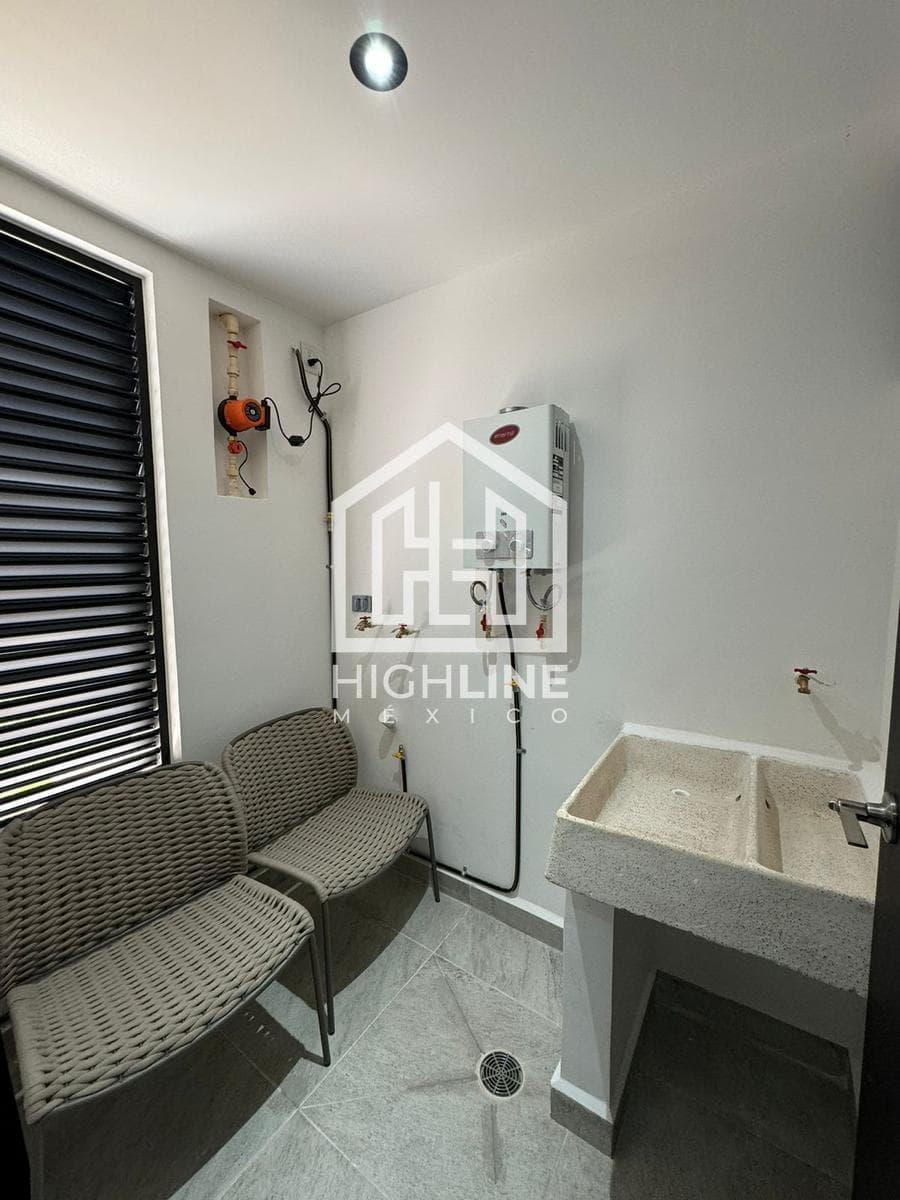 APARTMENT FOR SALE IN PLAYA DEL CARMEN