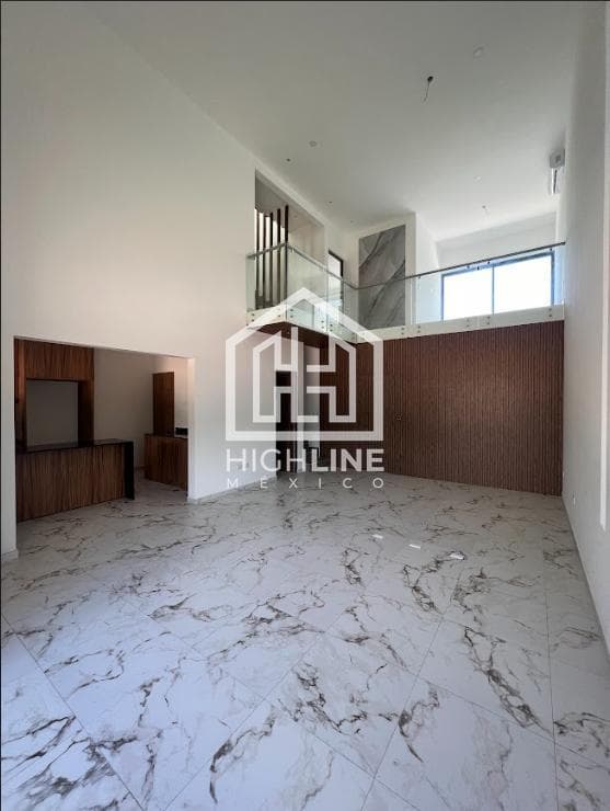 HOUSE FOR SALE IN CANCUN, RESIDENCIAL RIO—3 BEDROOMS