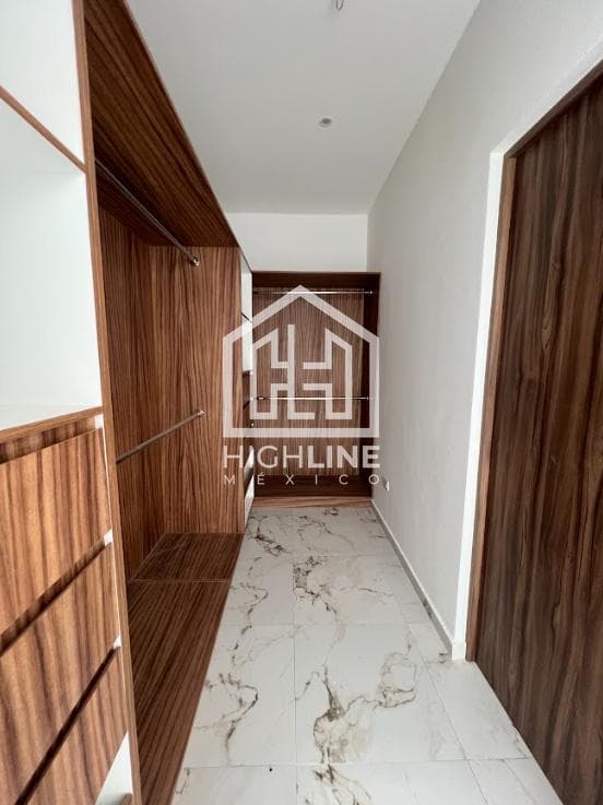 HOUSE FOR SALE IN CANCUN, RESIDENCIAL RIO—3 BEDROOMS