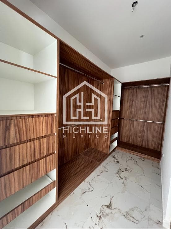 HOUSE FOR SALE IN CANCUN, RESIDENCIAL RIO—3 BEDROOMS