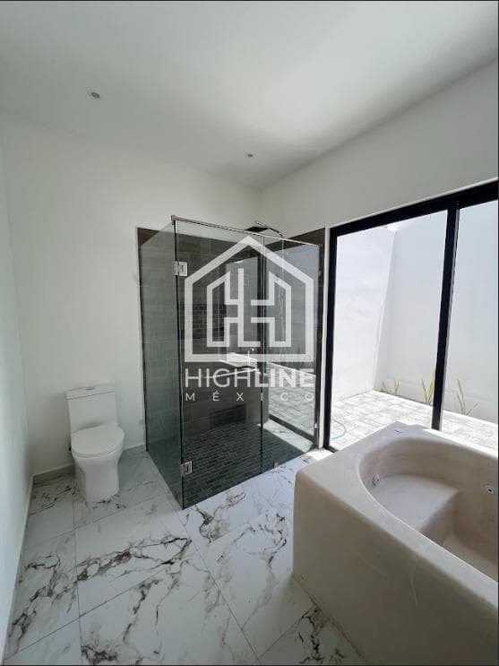 HOUSE FOR SALE IN CANCUN, RESIDENCIAL RIO—3 BEDROOMS