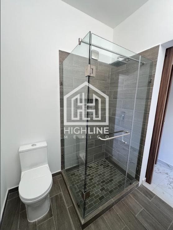 HOUSE FOR SALE IN CANCUN, RESIDENCIAL RIO—3 BEDROOMS