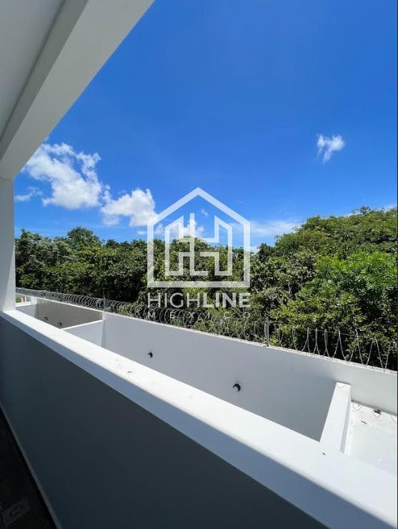 HOUSE FOR SALE IN CANCUN, RESIDENCIAL RIO—3 BEDROOMS