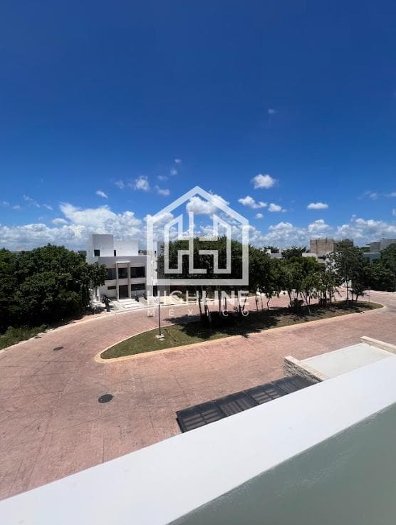 HOUSE FOR SALE IN CANCUN, RESIDENCIAL RIO—3 BEDROOMS