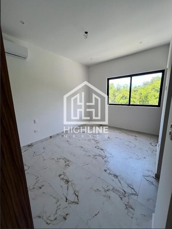 HOUSE FOR SALE IN CANCUN, RESIDENCIAL RIO—3 BEDROOMS