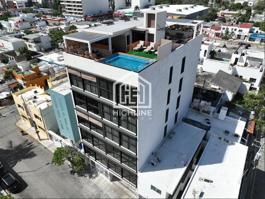 1-BEDROOM APARTMENT IN DOWNTOWN PLAYA DEL CARMEN, JUST STEPS FROM THE BEACH