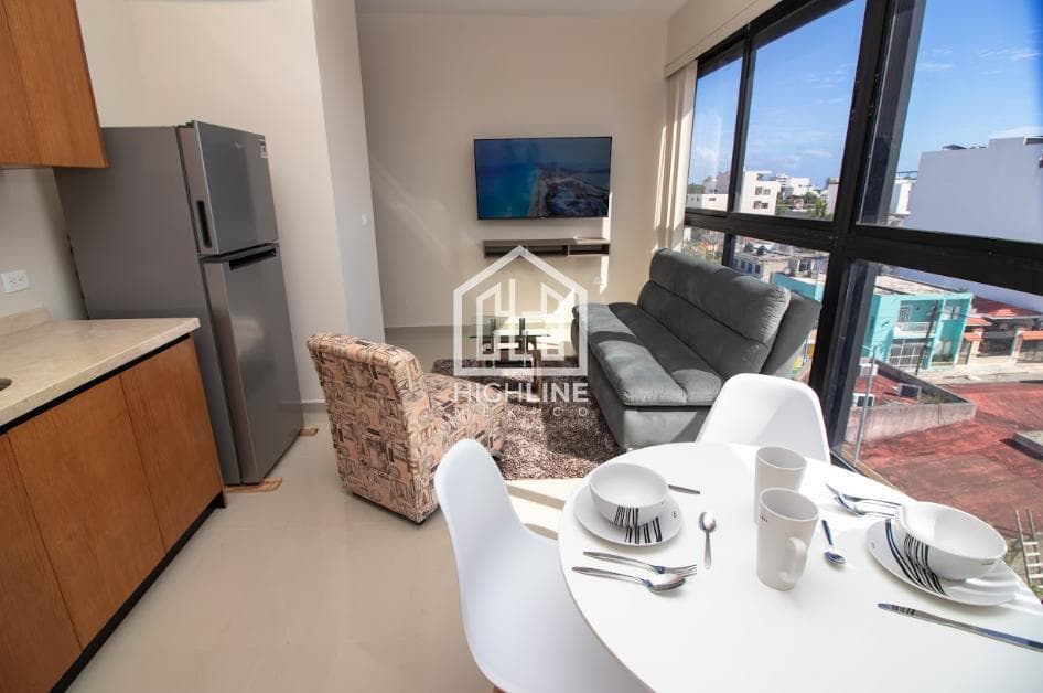 1-BEDROOM APARTMENT IN DOWNTOWN PLAYA DEL CARMEN, JUST STEPS FROM THE BEACH