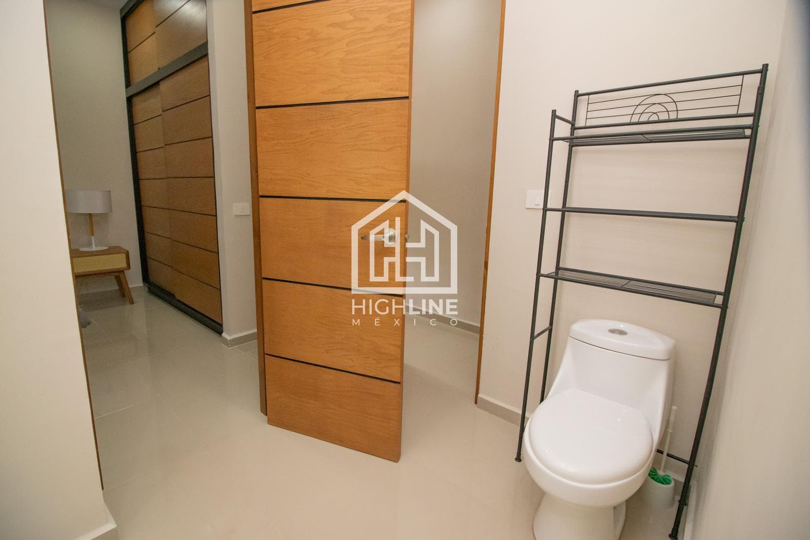 ONE-BEDROOM APARTMENT FOR SALE IN PLAYA DEL CARMEN
