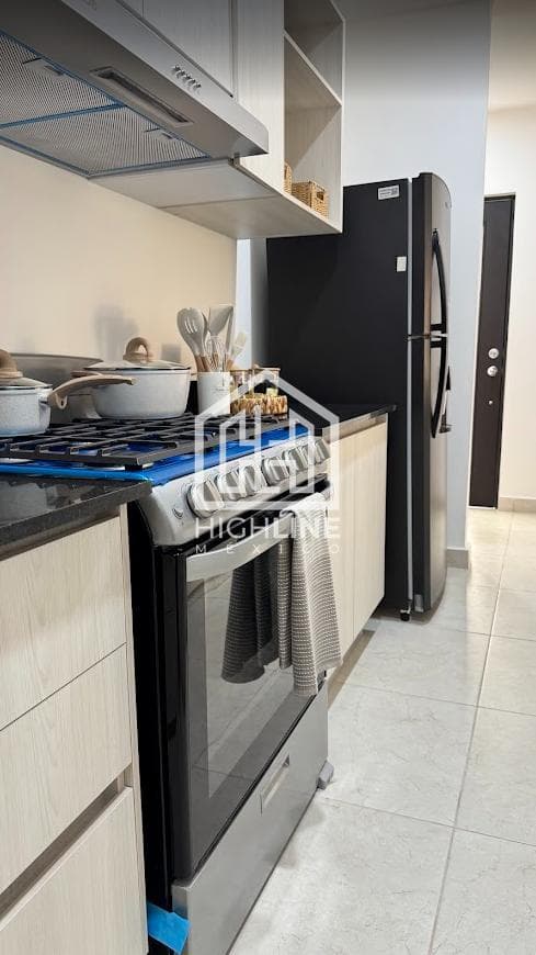 2-Bedroom Apartment in Playa del Carmen—Available Now