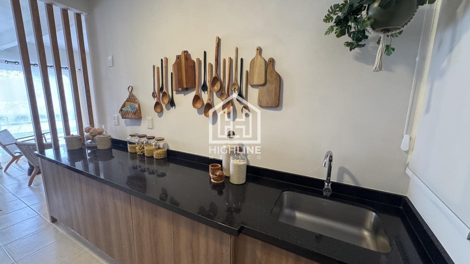 3-Bedroom Apartment in Playa del Carmen—Available Now