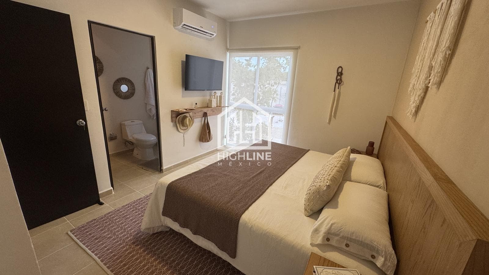 3-Bedroom Apartment in Playa del Carmen—Available Now