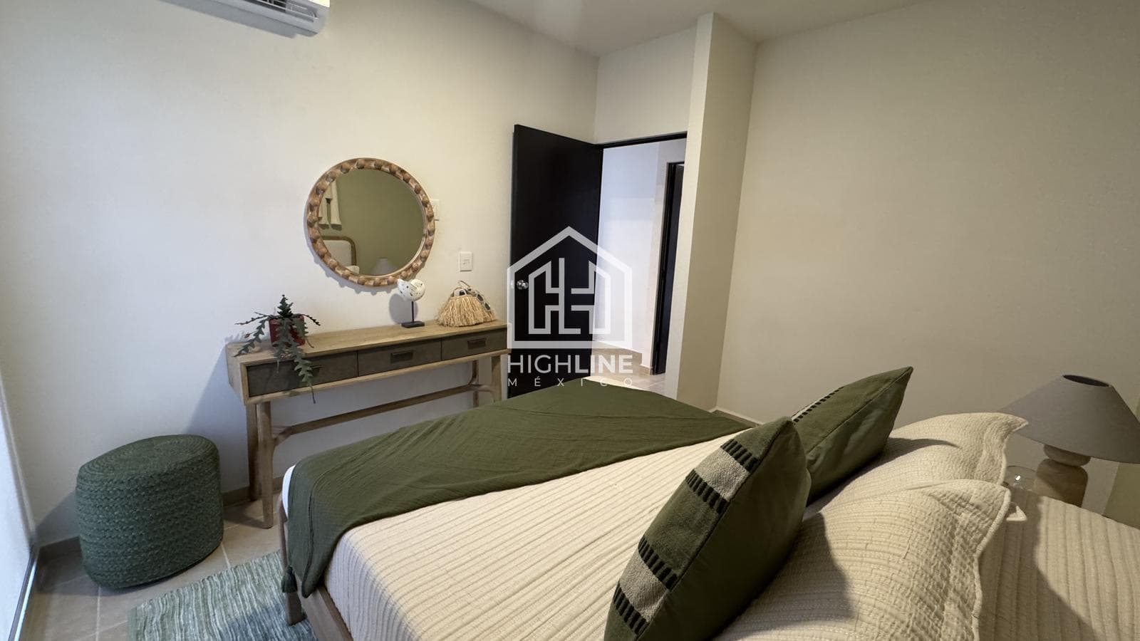 3-Bedroom Apartment in Playa del Carmen—Available Now