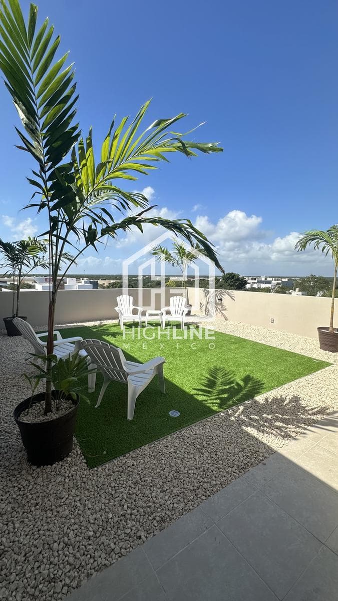 2-Bedroom Apartment in Playa del Carmen | Near Plaza Centro Maya | Available Now